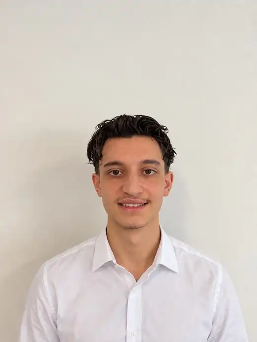 Ibrahim, Webdesigner und Entwickler aus dem Limmattal